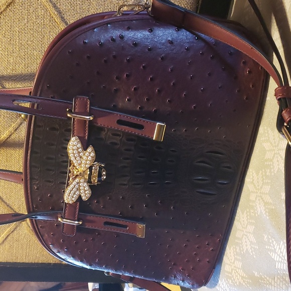 Handbag Republic Classic Burgundy Convertible Satchel with Gemstone Bee Charm - Picture 4 of 15